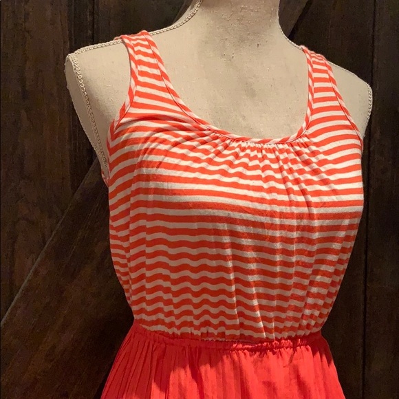 Soprano striped dress - Picture 4 of 8